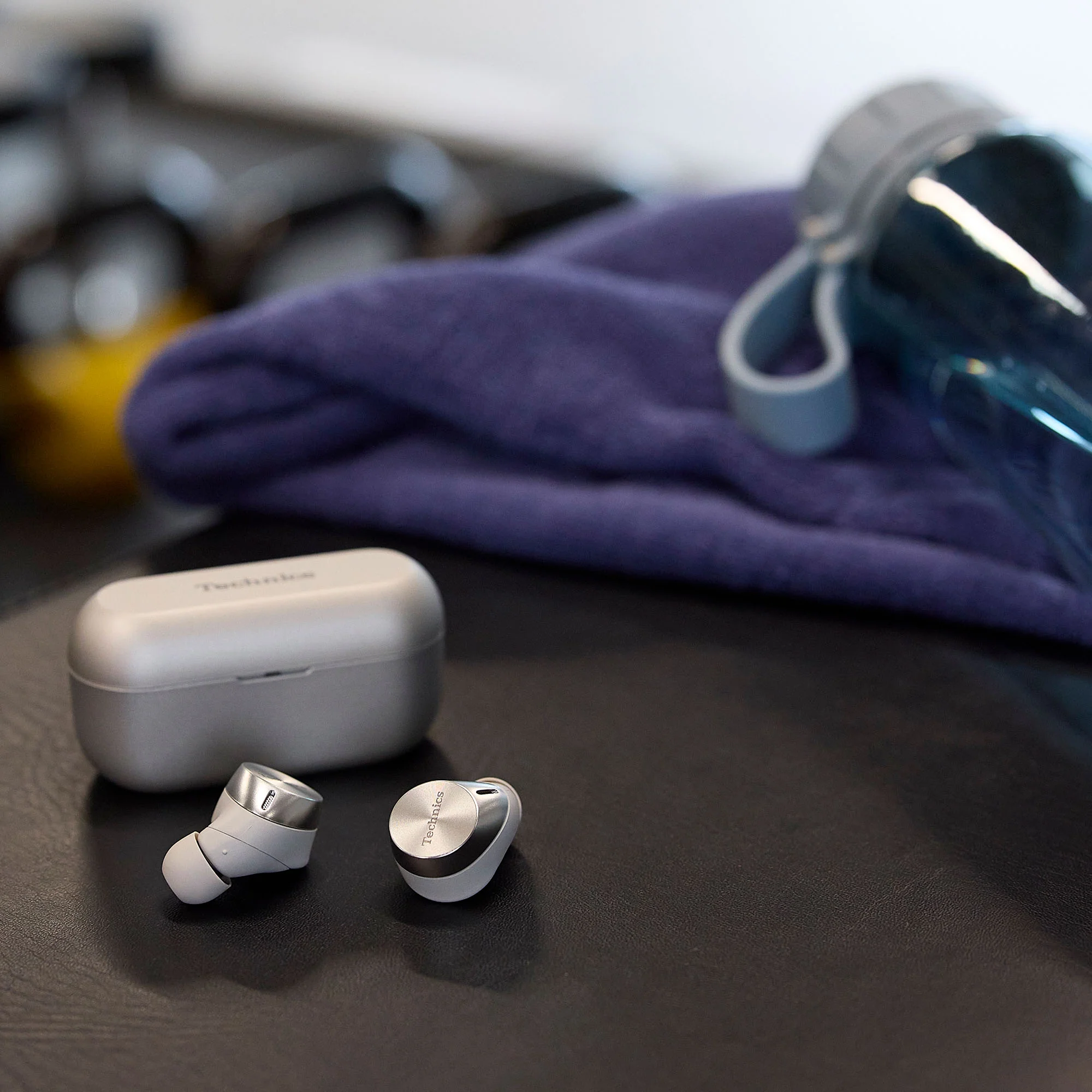 Hi-Fi True Wireless Earbuds II with Noise Cancelling EAH-AZ60M2 - Image 11